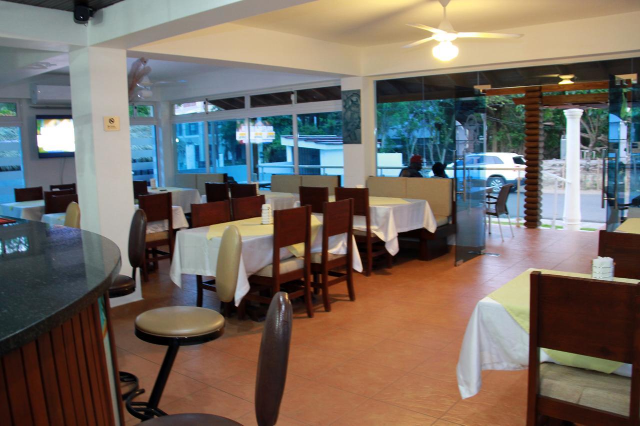Anton Reef Hotel Sosúa Kültér fotó